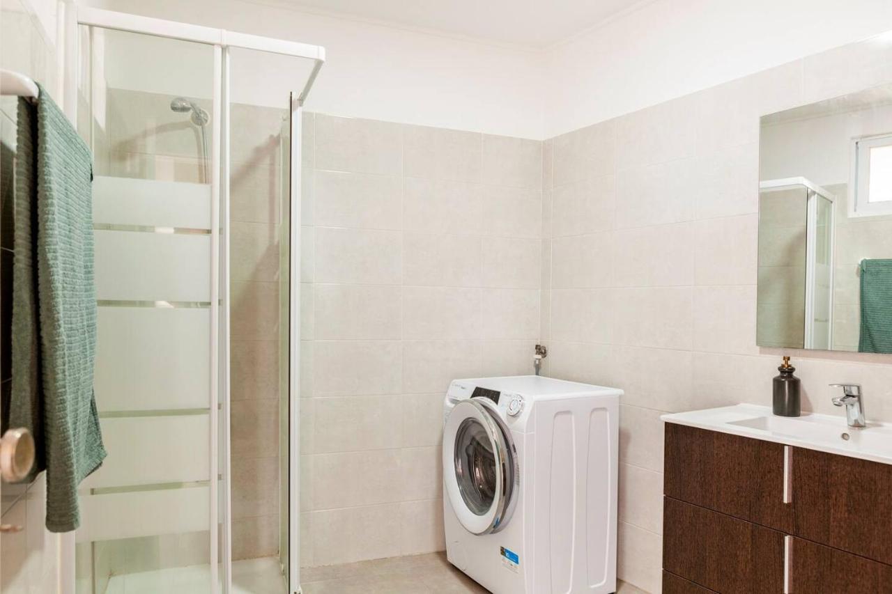 Relax In Lisbon For 4 People With Terrace And Parking Apartamento Exterior foto